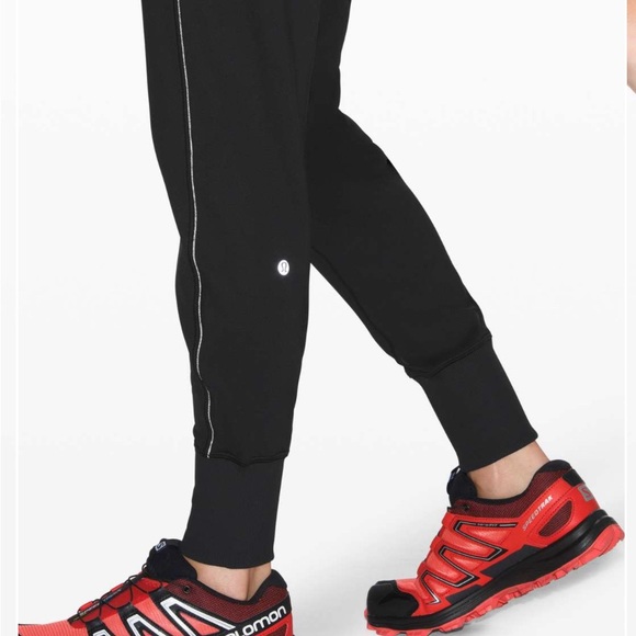 Lululemon Flurry Up High-Rise Jogger Size 6 - Picture 11 of 14